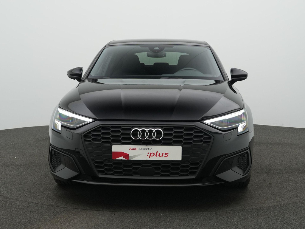 Audi A3 (KFJ84H) met abonnement