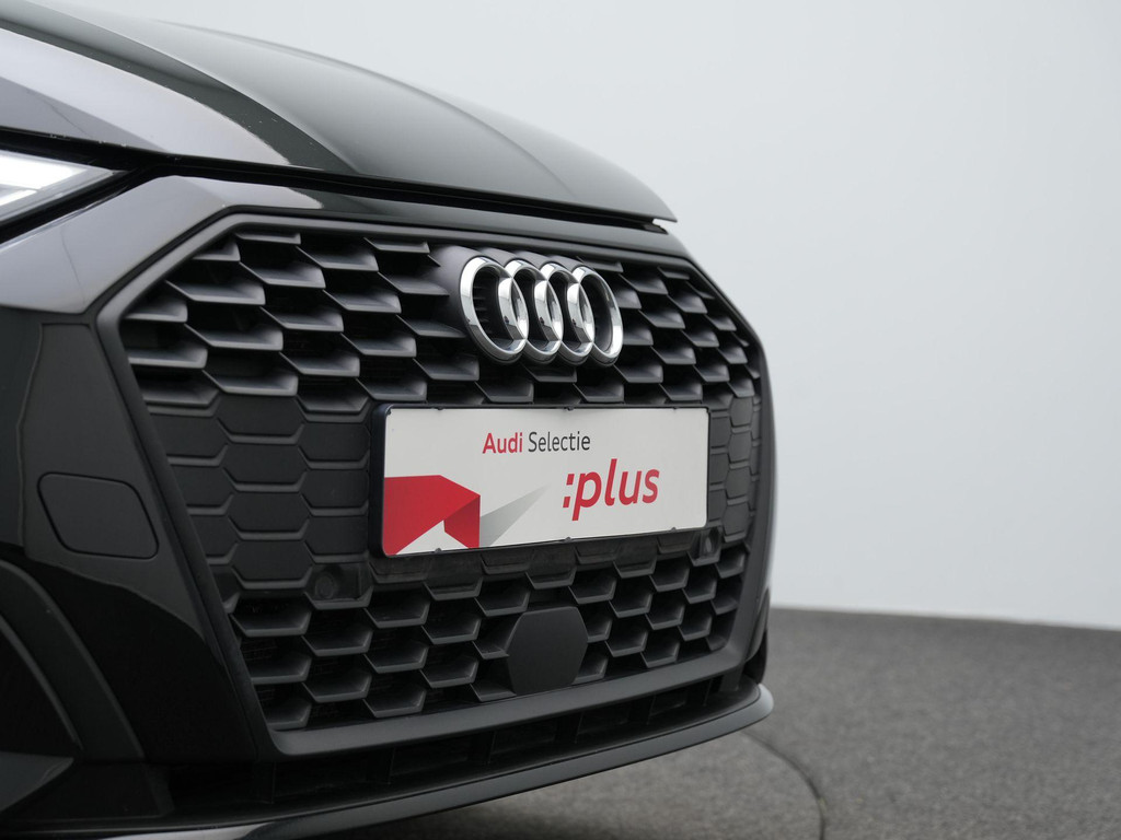 Audi A3 (KFJ84H) met abonnement