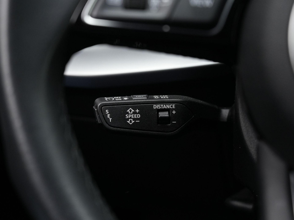 Audi A3 (KFJ84H) met abonnement
