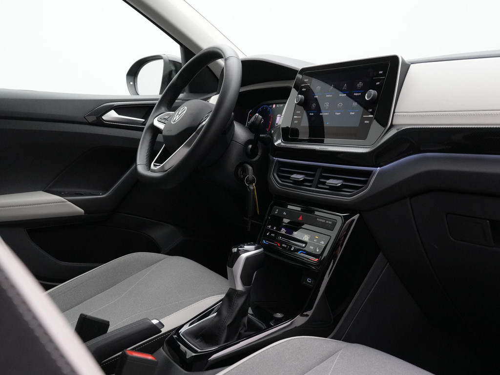 Volkswagen T-Cross (JLJ93D) met abonnement