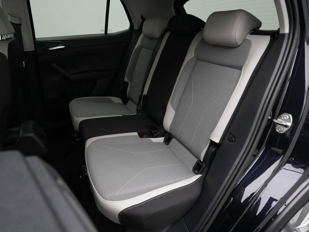Volkswagen T-Cross (JLJ93D) met abonnement