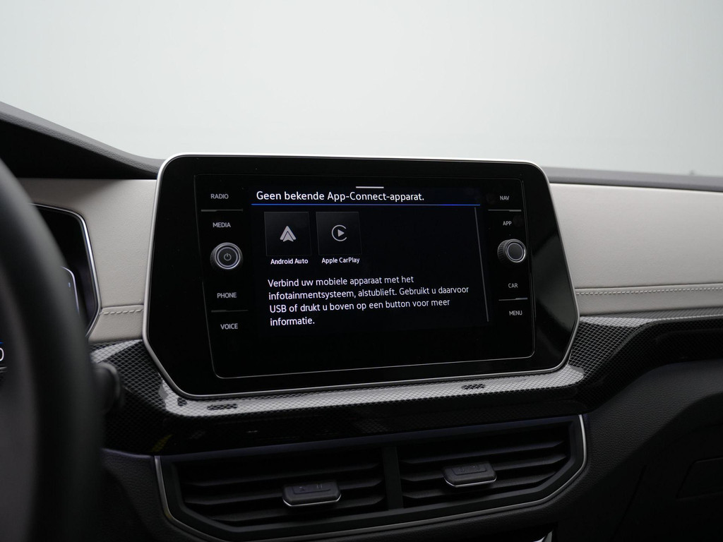 Volkswagen T-Cross (JLJ93D) met abonnement
