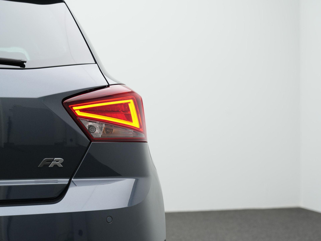 Seat Ibiza (JRH49K) met abonnement