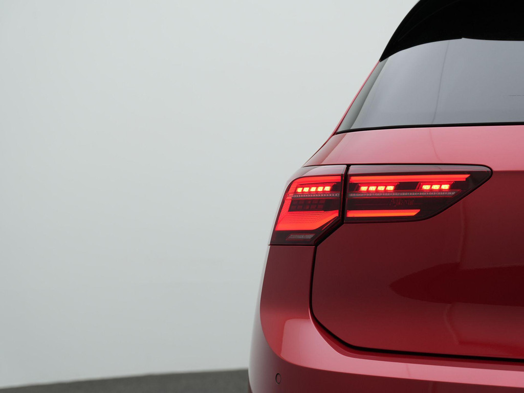 Volkswagen Golf (KJV49X) met abonnement