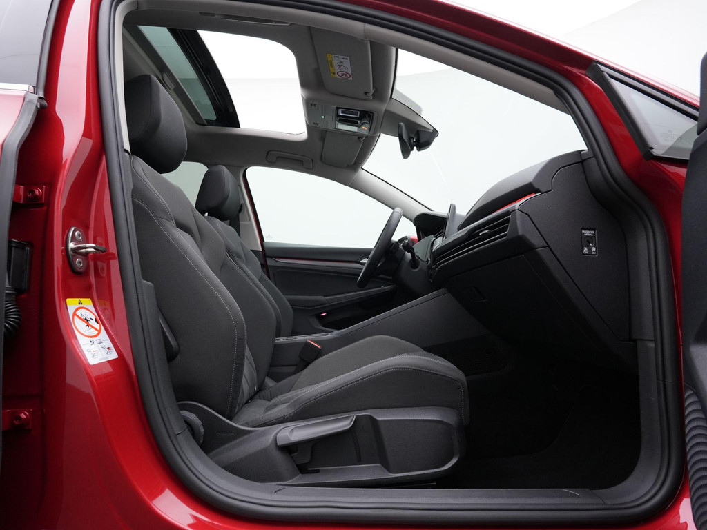 Volkswagen Golf (KJV49X) met abonnement