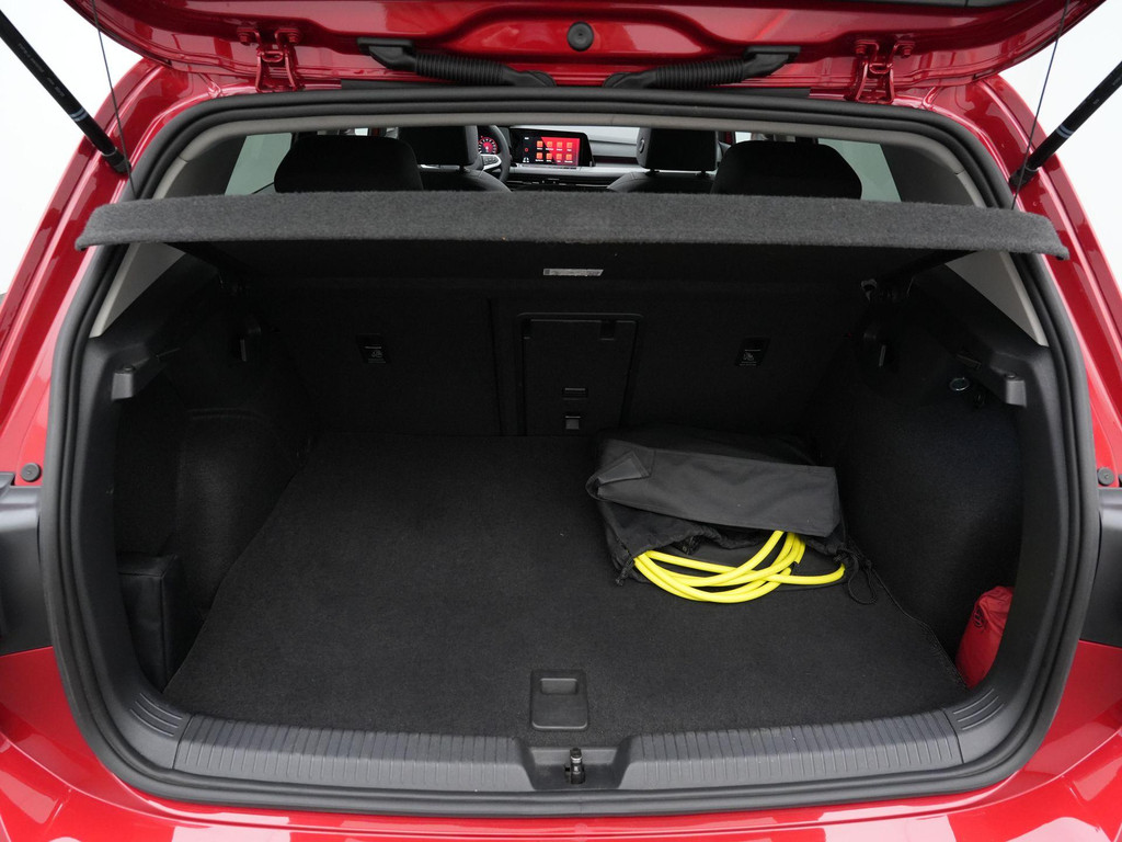 Volkswagen Golf (KJV49X) met abonnement