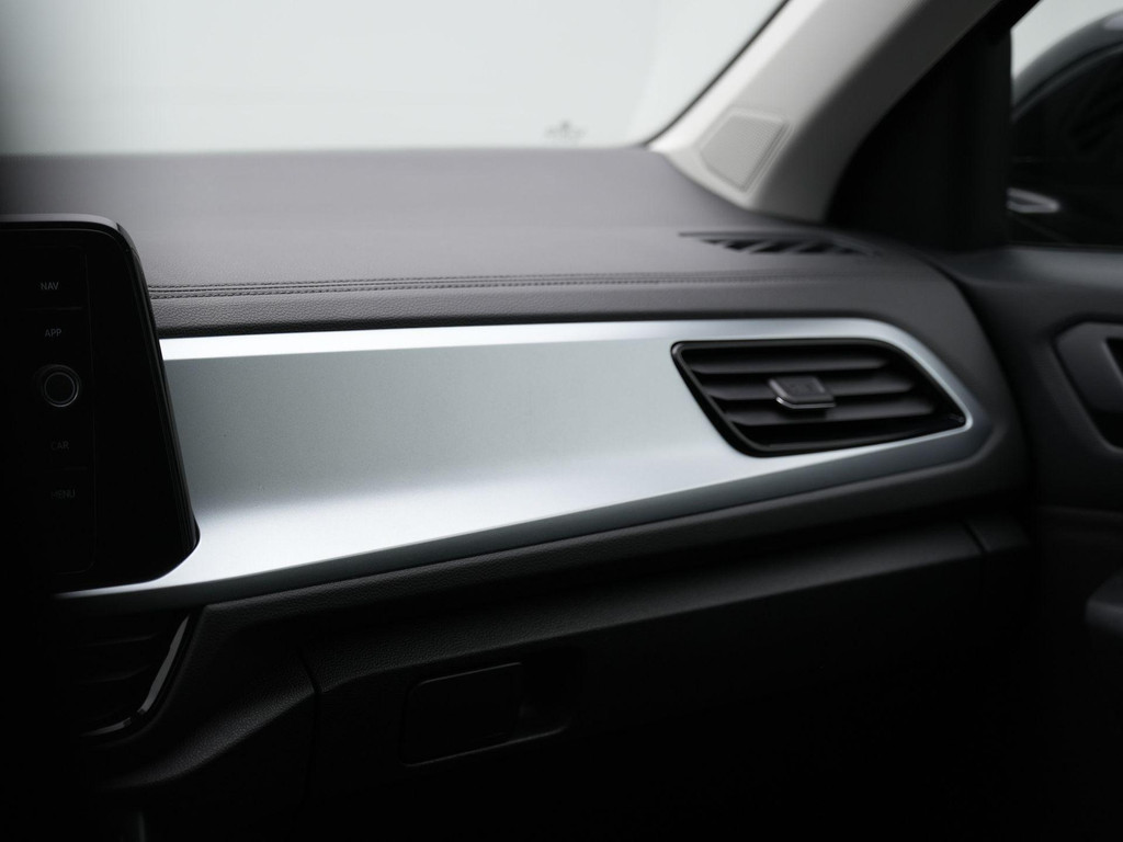 Volkswagen T-Roc (R901ZJ) met abonnement