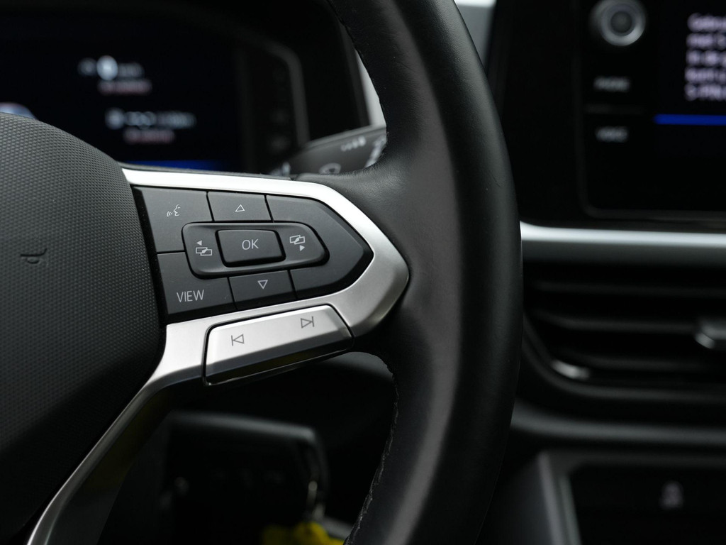 Volkswagen T-Roc (R901ZJ) met abonnement