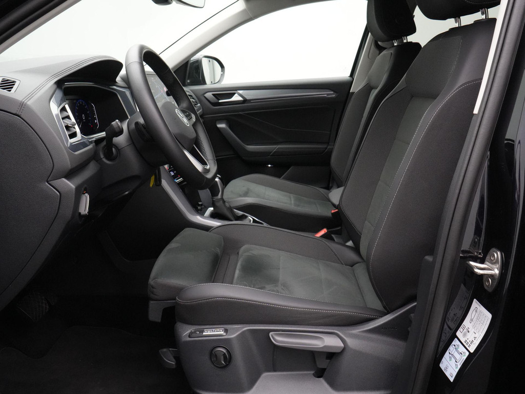 Volkswagen T-Roc (JGF66V) met abonnement