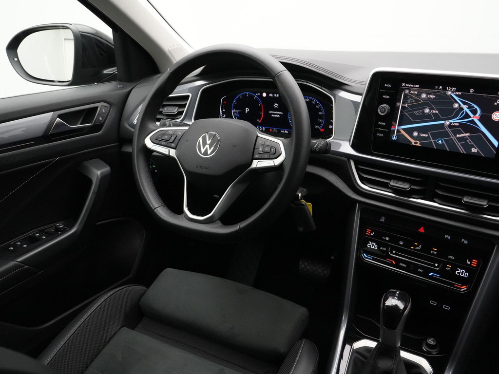 Volkswagen T-Roc (JGF66V) met abonnement