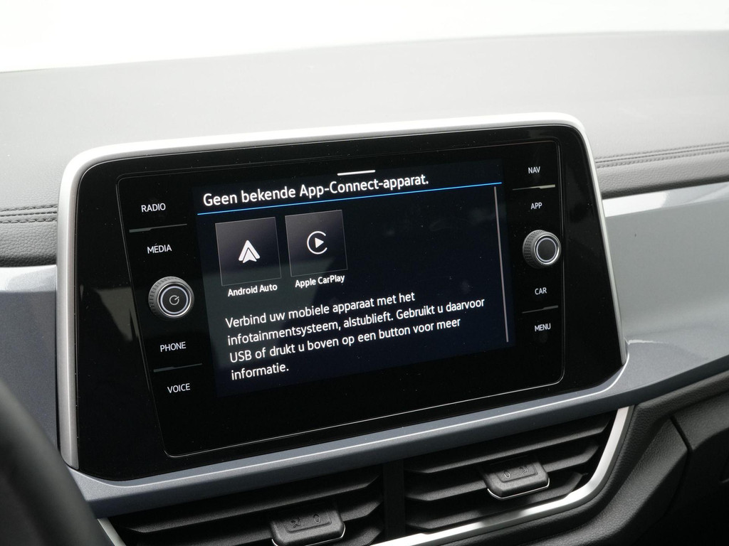 Volkswagen T-Roc (JGF66V) met abonnement
