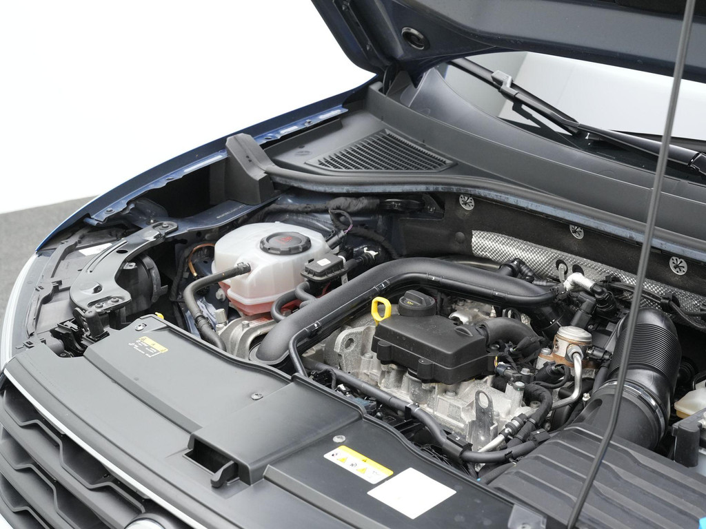 Volkswagen T-Roc (L021KP) met abonnement