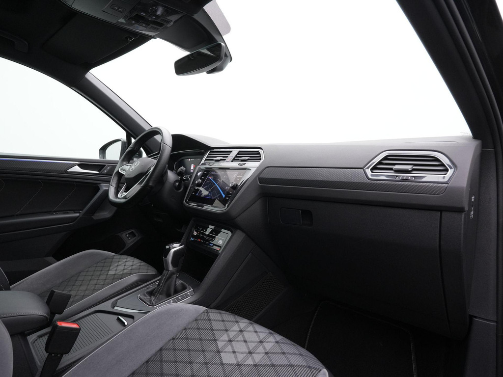 Volkswagen Tiguan (KJJ70J) met abonnement