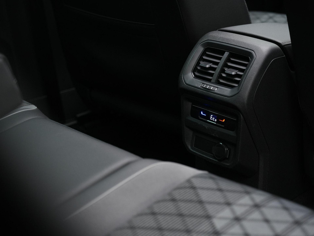 Volkswagen Tiguan (KJJ70J) met abonnement