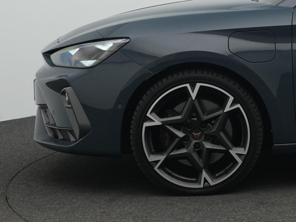 CUPRA Leon (HXB38V) met abonnement