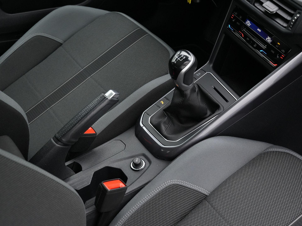 Volkswagen Polo (JTV77S) met abonnement