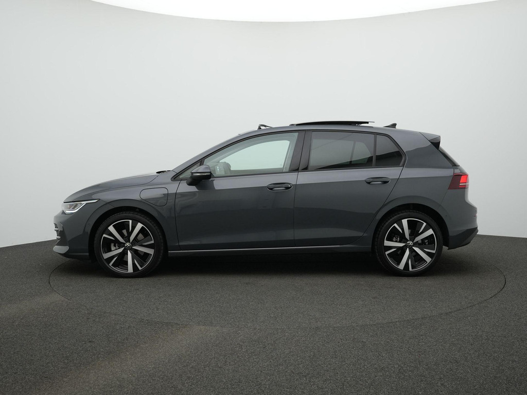 Volkswagen Golf (HTL24J) met abonnement