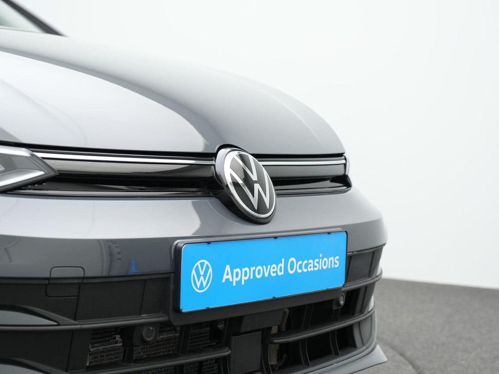 Volkswagen Golf (HTL24J) met abonnement