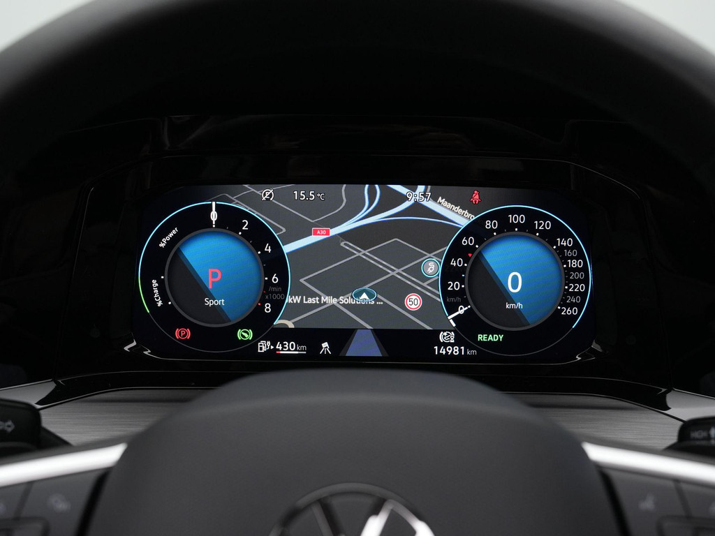 Volkswagen Golf (KJX19F) met abonnement