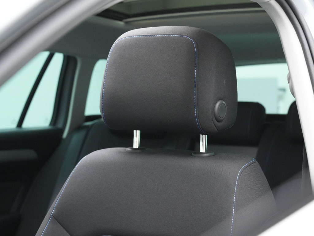 Volkswagen Passat (KJK05L) met abonnement