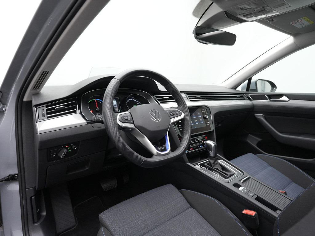 Volkswagen Passat (KJK05L) met abonnement