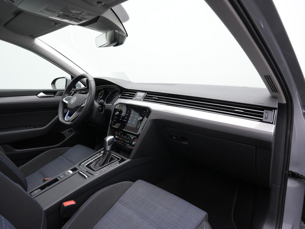 Volkswagen Passat (KJK05L) met abonnement