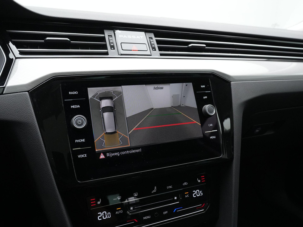 Volkswagen Passat (KJK05L) met abonnement