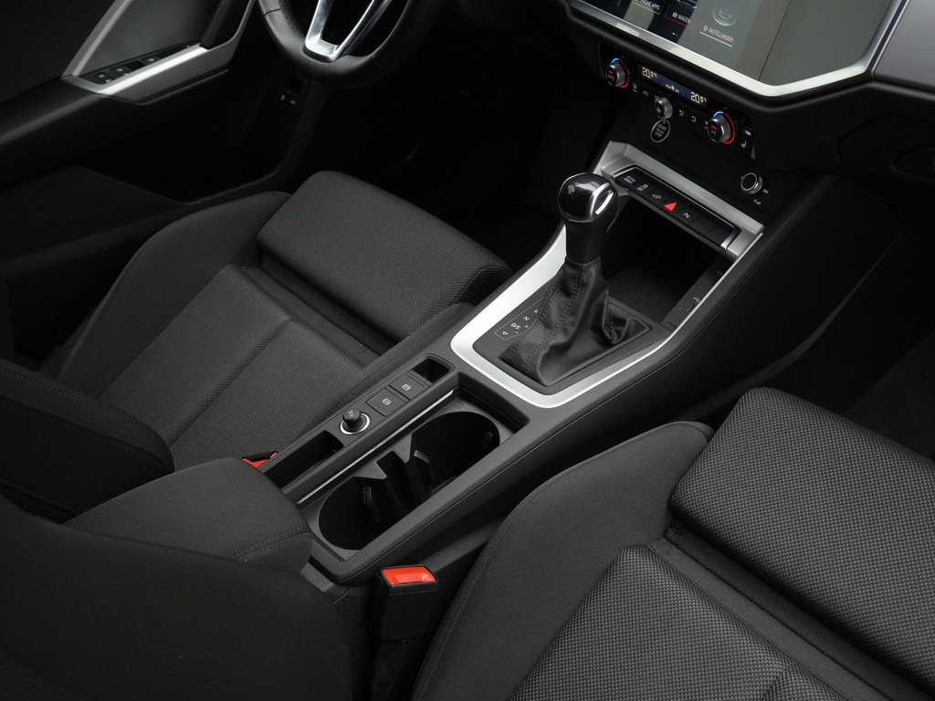 Audi Q3 (JFX41H) met abonnement
