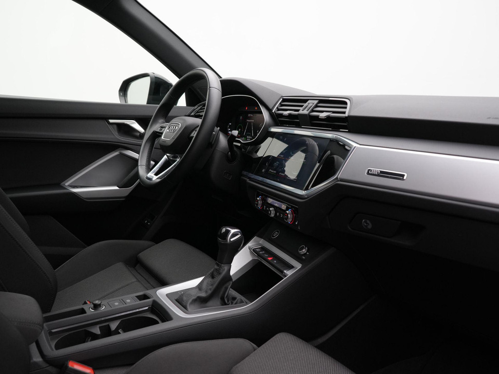 Audi Q3 (JFX41H) met abonnement
