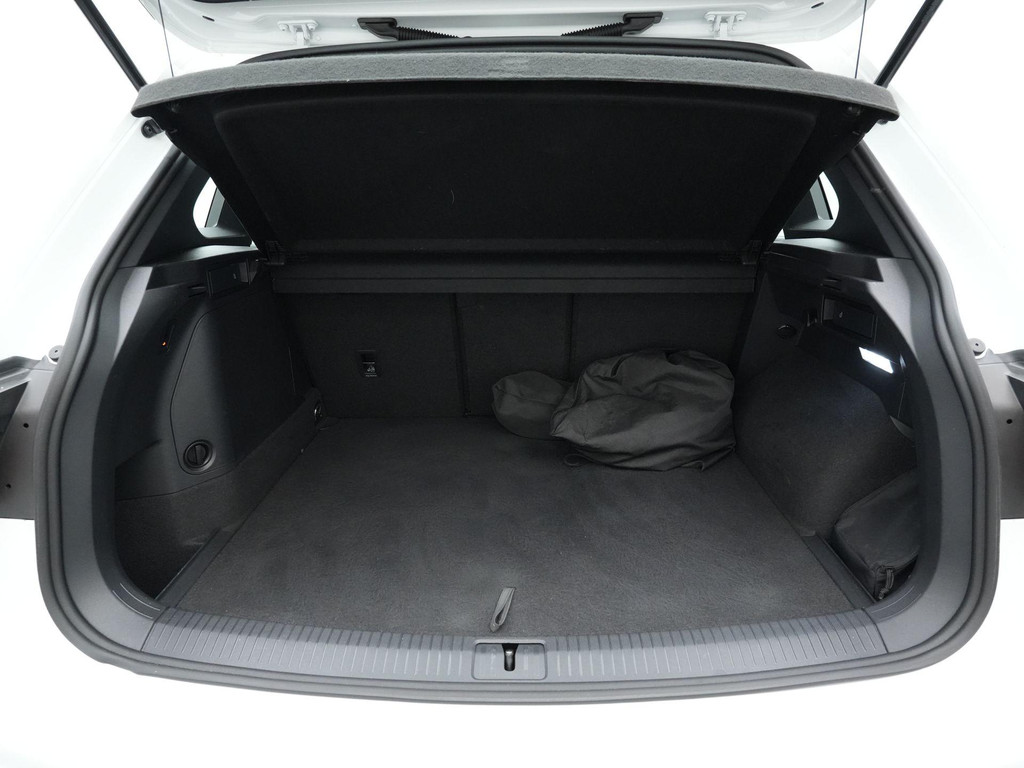 Volkswagen Tiguan (KDX04K) met abonnement