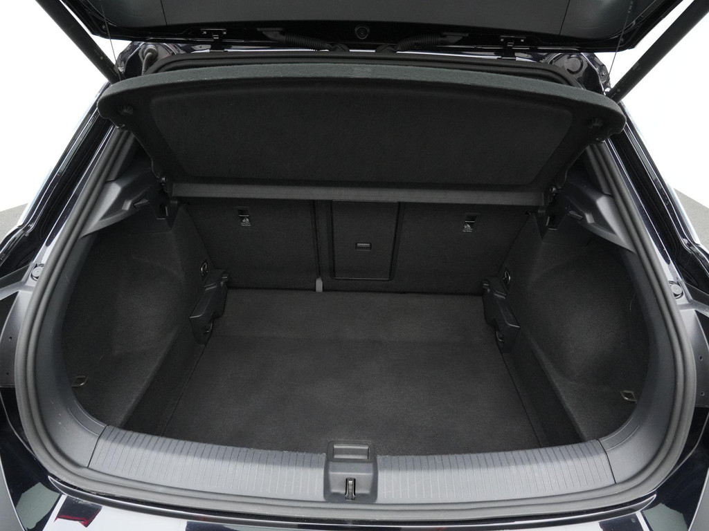 Volkswagen T-Roc (KGP96N) met abonnement
