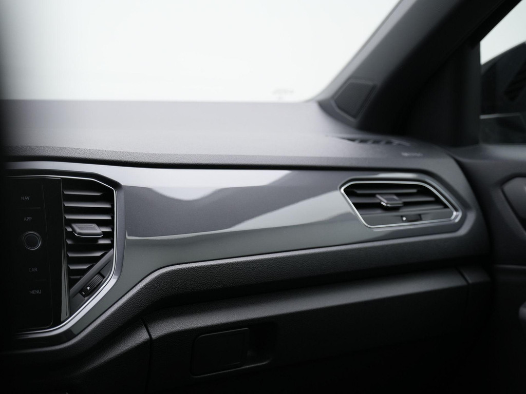 Volkswagen T-Roc (KGP96N) met abonnement
