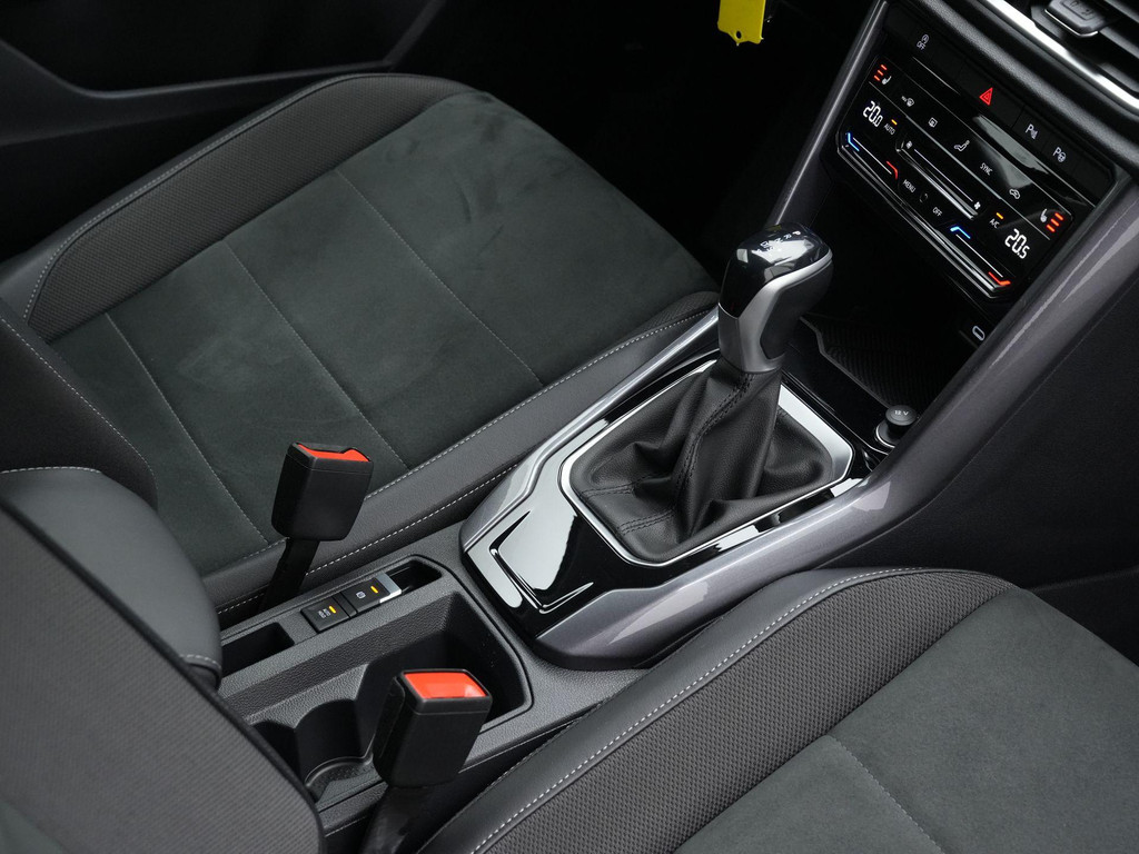 Volkswagen T-Roc (KJP92K) met abonnement