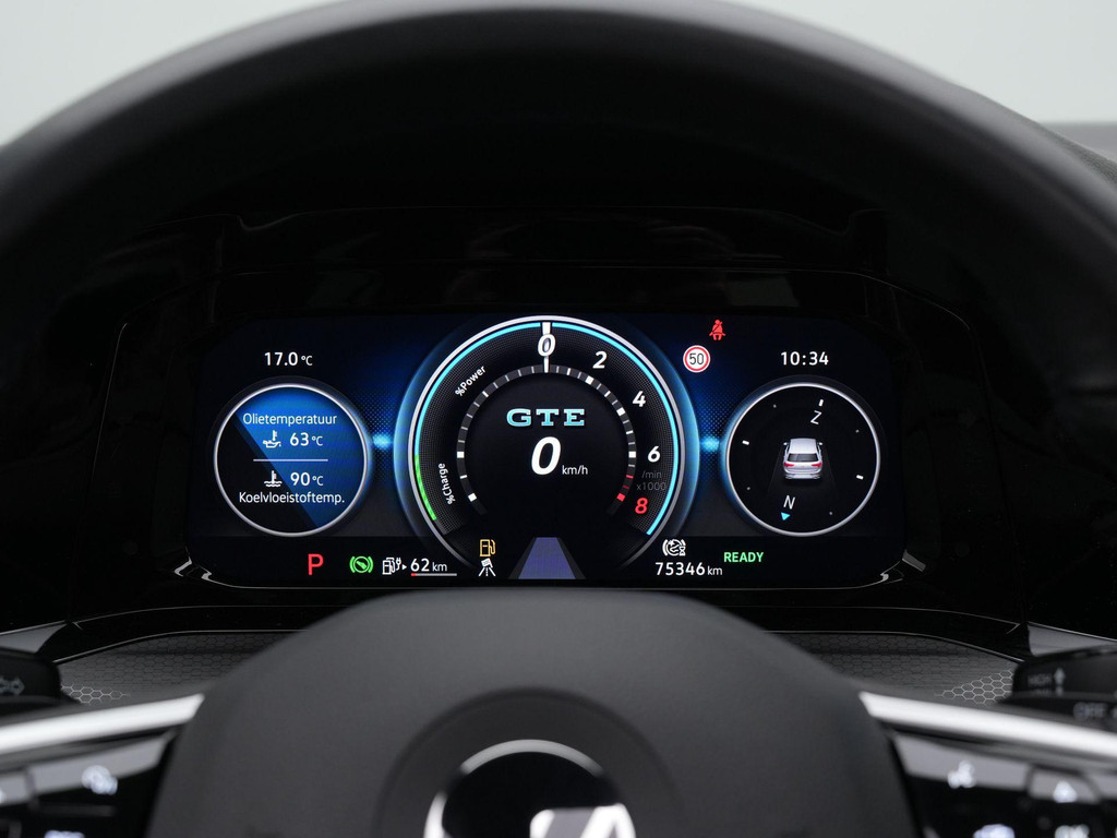 Volkswagen Golf GTE (KJJ69J) met abonnement