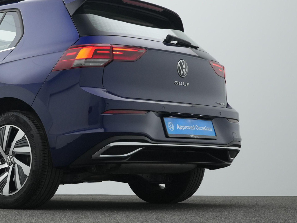 Volkswagen Golf (KGD77V) met abonnement