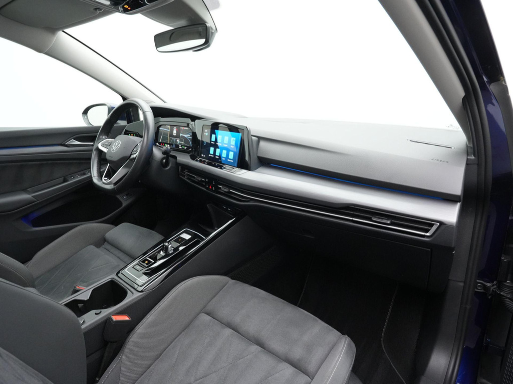 Volkswagen Golf (KGD77V) met abonnement