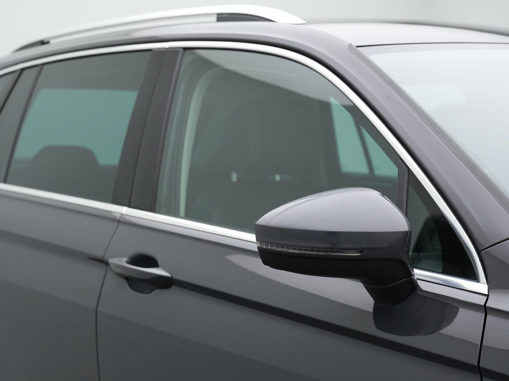 Volkswagen Tiguan (KJX98D) met abonnement