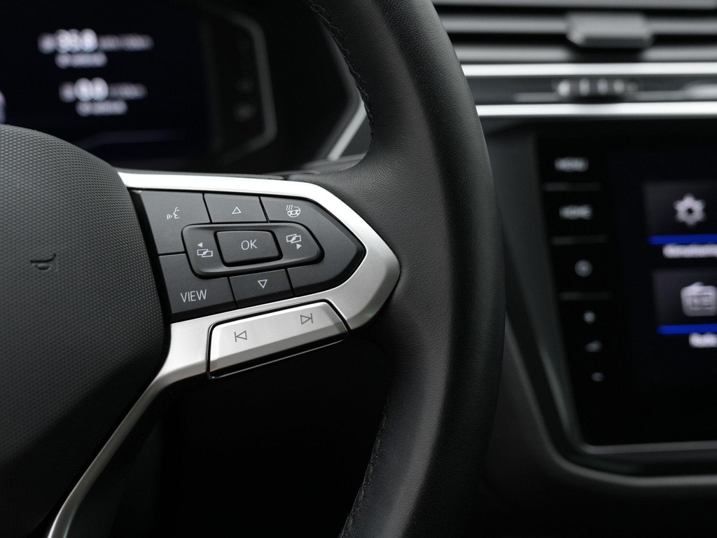 Volkswagen Tiguan (KJX98D) met abonnement