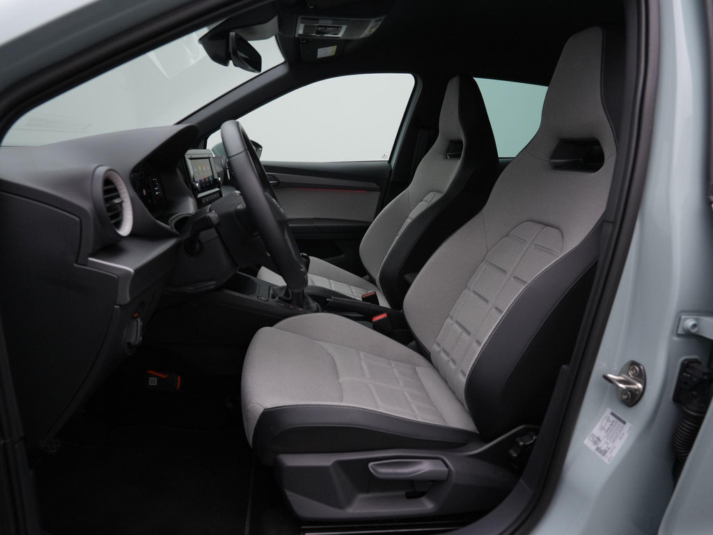 Seat Arona (JST10R) met abonnement