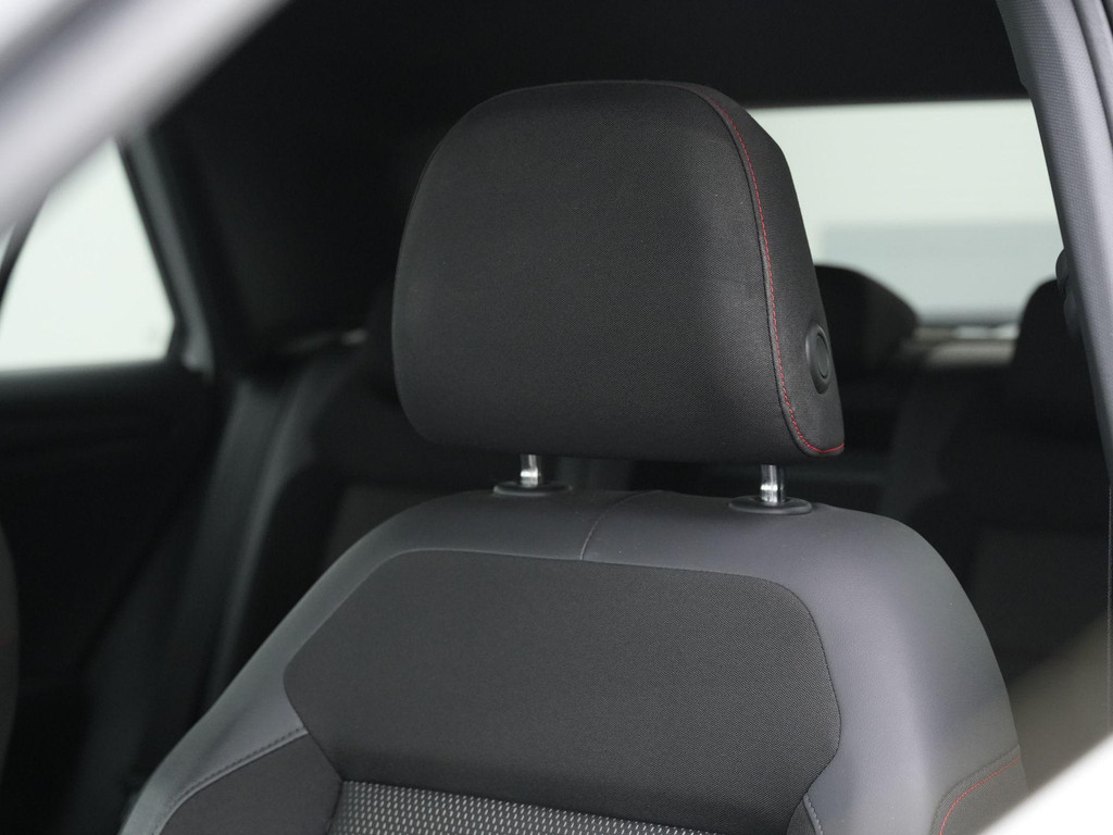 Volkswagen T-Roc (P028JP) met abonnement