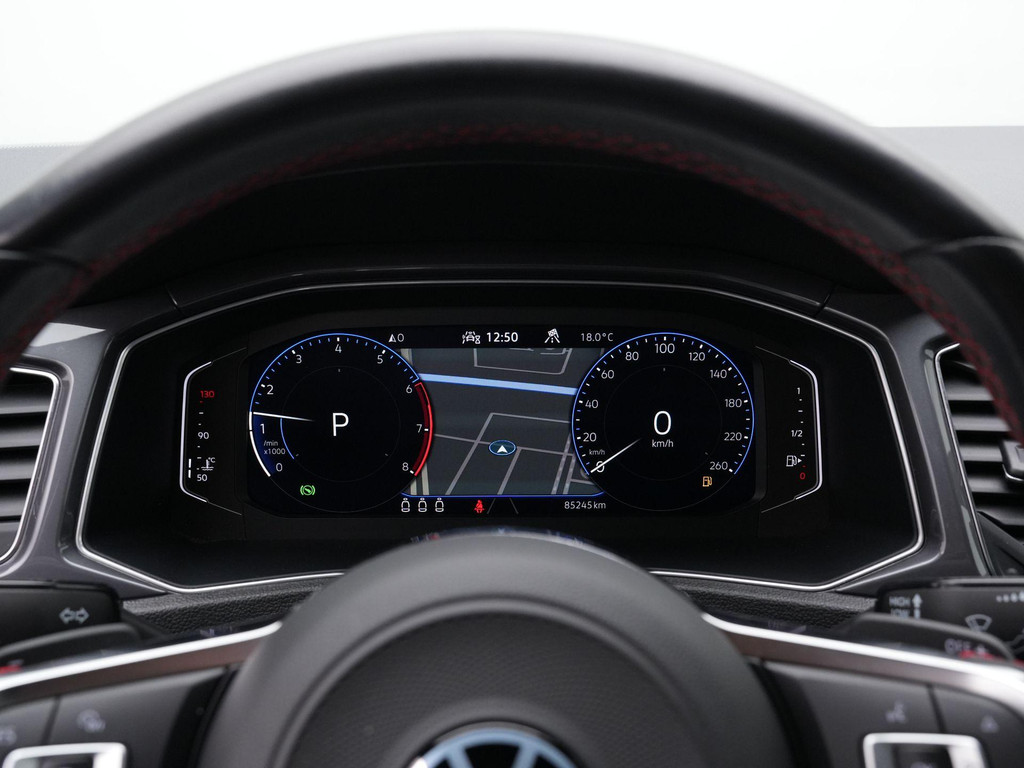 Volkswagen T-Roc (P028JP) met abonnement