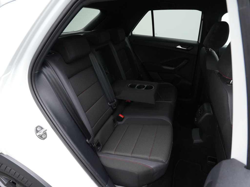 Volkswagen T-Roc (P028JP) met abonnement