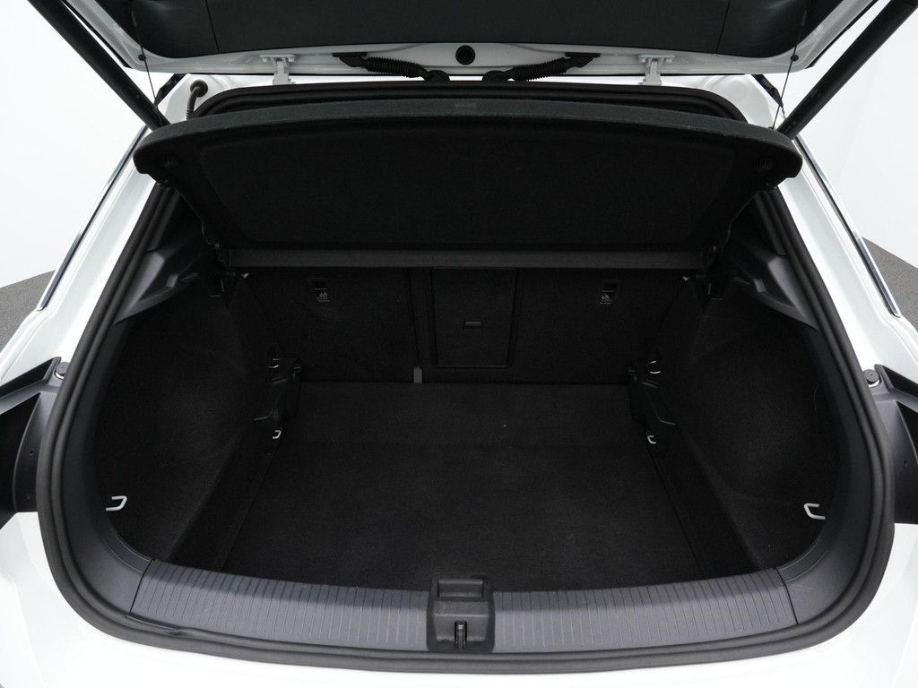 Volkswagen T-Roc (P028JP) met abonnement