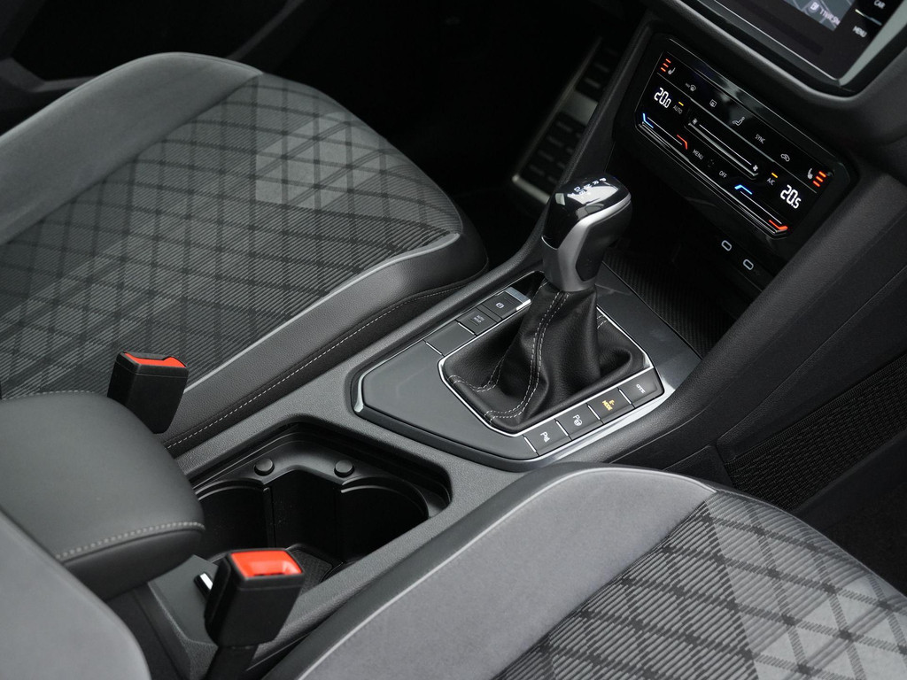 Volkswagen Tiguan (KJX38F) met abonnement