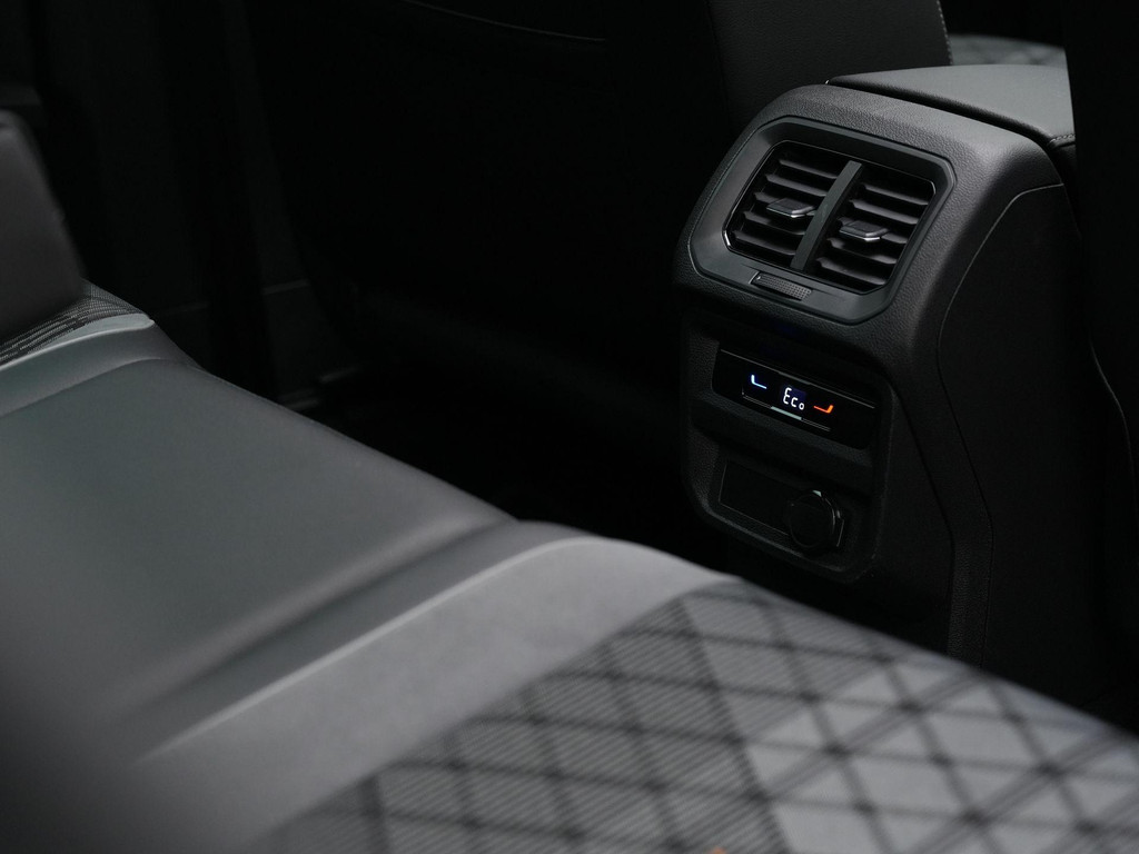 Volkswagen Tiguan (KJX38F) met abonnement