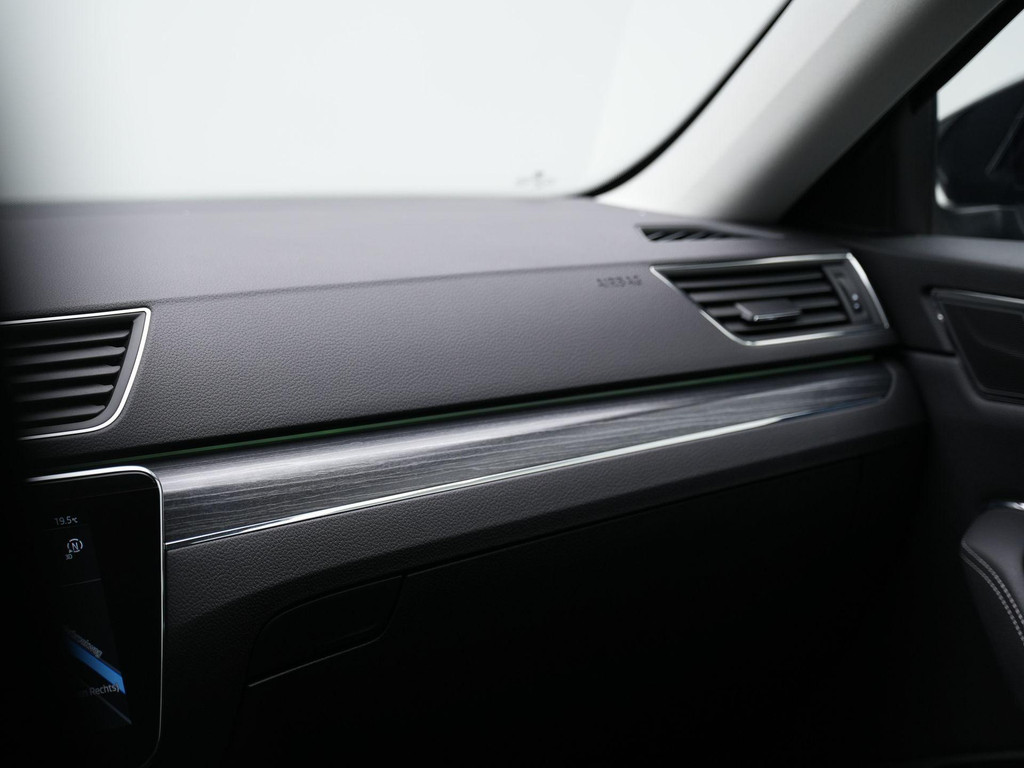 ŠKODA Superb (KFV55Z) met abonnement