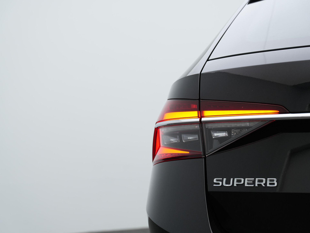 ŠKODA Superb (KFV55Z) met abonnement