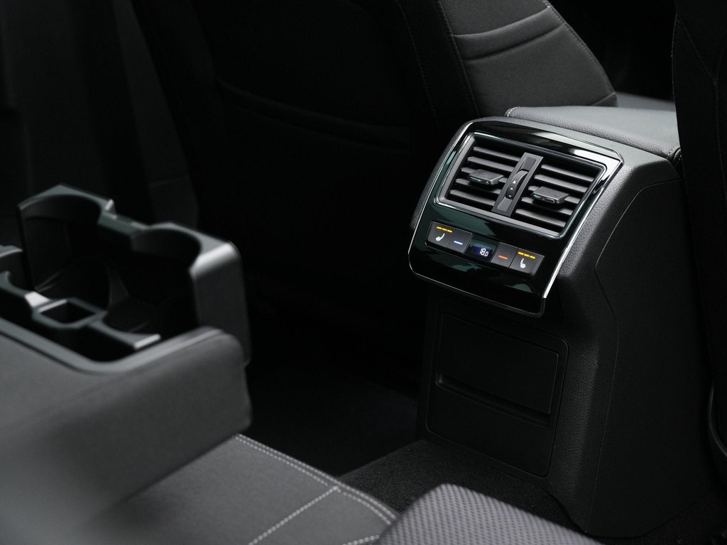 ŠKODA Superb (KFV55Z) met abonnement