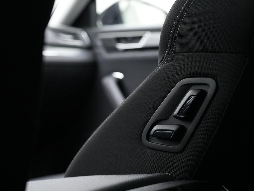 ŠKODA Superb (KFV55Z) met abonnement