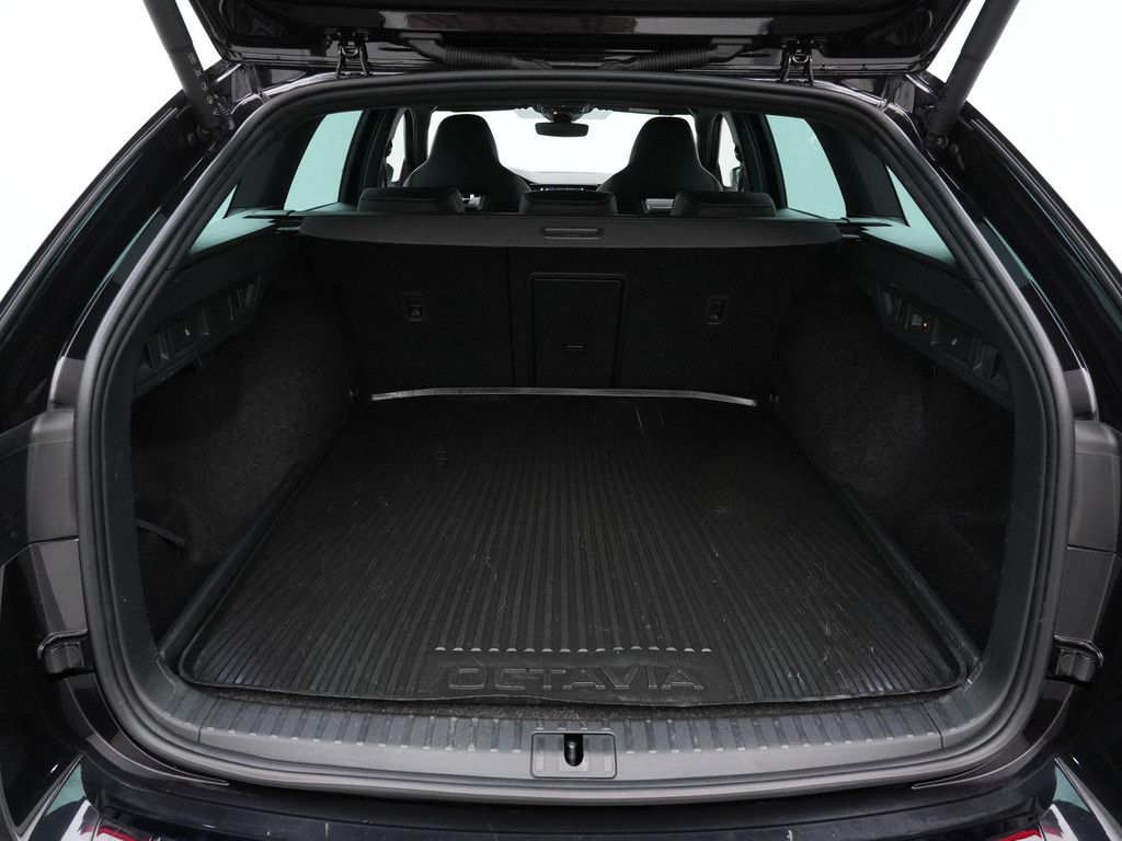 ŠKODA Octavia (KJK02L) met abonnement
